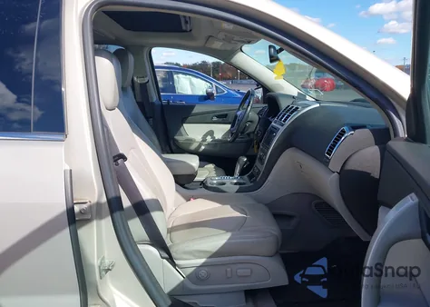 2008 GMC Acadia Slt-2 z USA, uszkodzony, nr VIN 1GKEV33748J254807